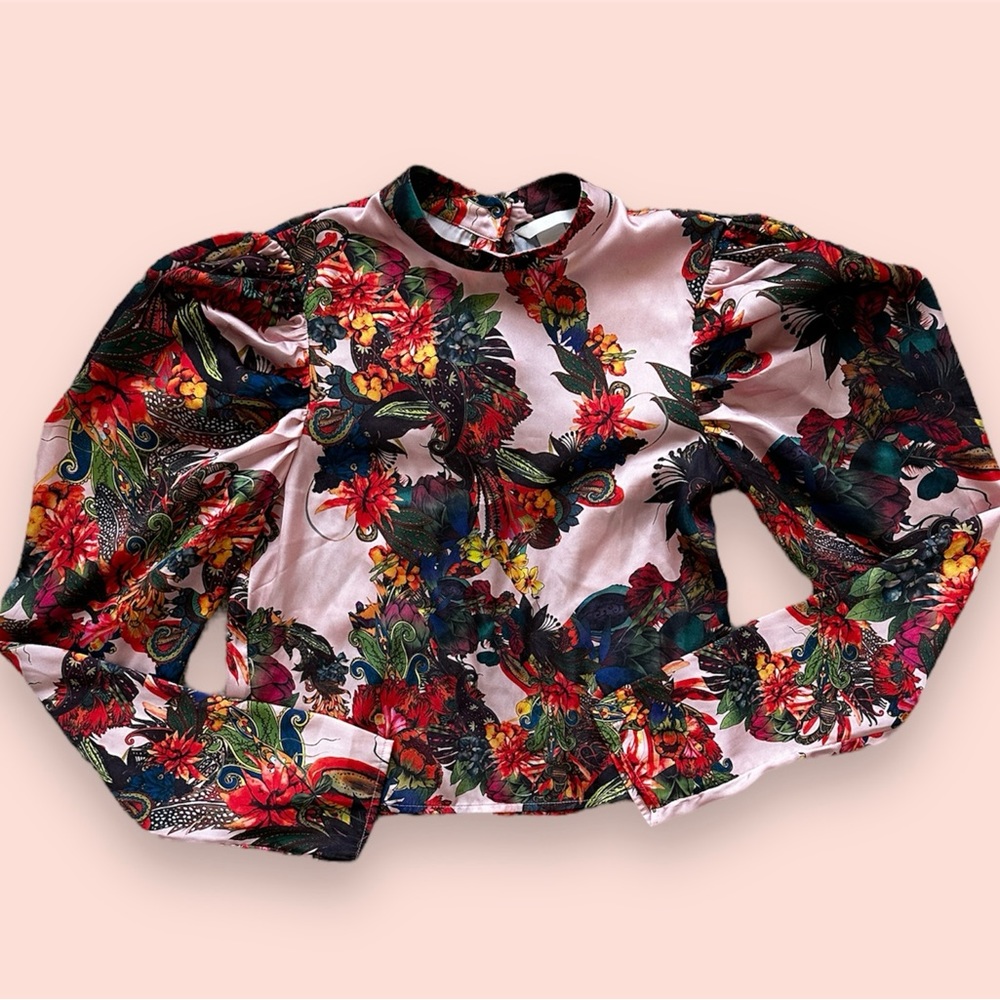 H&M Patterned Satin Blouse